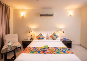 FabHotel Anutham Saket