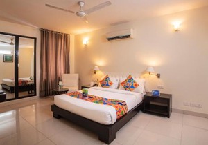 FabHotel Anutham Saket
