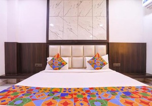FabHotel Grand Sparrow