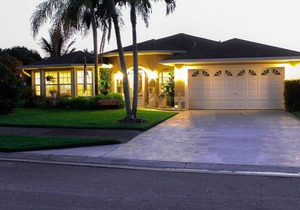 Fabulous Lakefront Naples Home