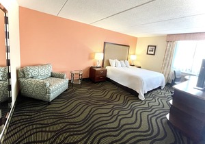 Fairbridge Hotel Cleveland East