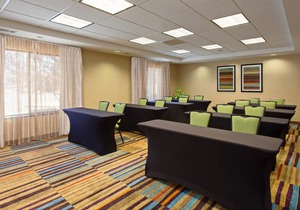 Fairfield Inn and Suites by Marriott El Paso