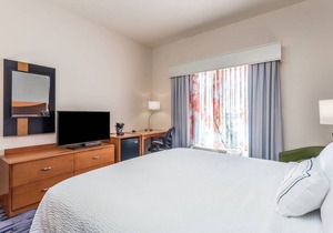 Fairfield Inn & Suites by Marriott Madison East