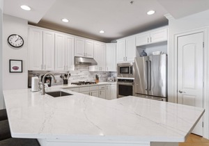 Fall Availability! Newly Renovated! 2nd Floor Luxury Gulf Front Unit! Community Pool!