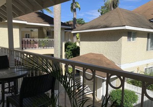 Family Comfort in Jamaica - Enjoy 7 miles of White Sand Beach! by RedAwning