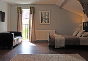 Family Holiday Hamlet - Heated Pools, Golf, Tennis, Creche, 10 mins to beach!