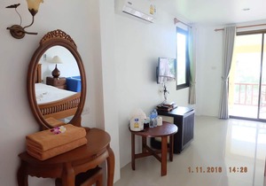 Family Holiday Village@Lone Island 1