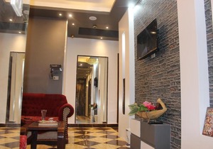 Family Palace Hostel