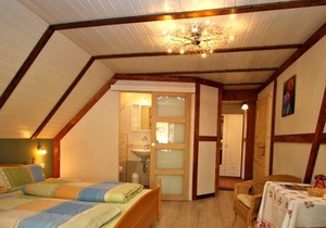 Family Room with Balcony - Haus Sonneck