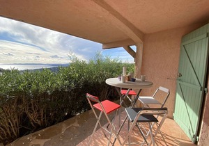 Family studio with terrace, pool, tennis, and parking in Les Issambres