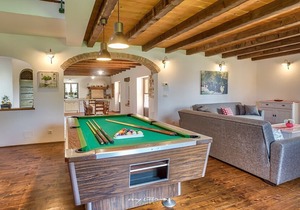 Family villa with private pool in Central Istria