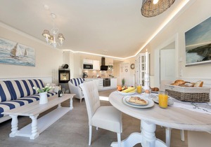 Fantastic 3-room apartment right by the sea for 4 people plus baby possible.