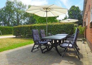 Fantastic 9-person holiday home in Grijpskerke, centrally located in Walcheren