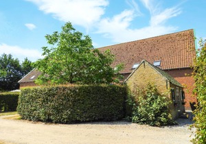 Fantastic 9-person holiday home in Grijpskerke, centrally located in Walcheren