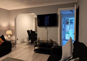 FANTASTIC COZY 3bed Hse London ExCEL Free Parking WIFI Sleeps 6