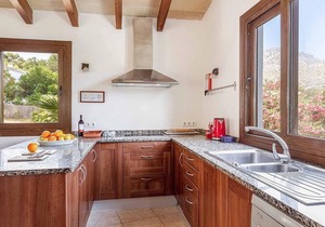 Fantastic Family Villa - A/C, Private Pool, Amazing Mountain Views just 400 m to Cala Molins Beach