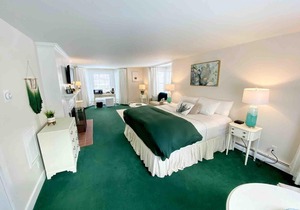 Farmhouse 2 and 3 - Farm Road Estate - 3mi to Mt Snow
