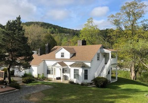 Farmhouse 4 - Farm Road Estate - 3 mi to Mt Snow