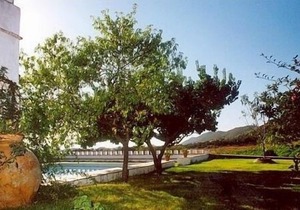 Farmhouse Hacienda La Florida for 4 people