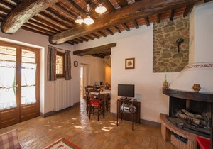 Farmhouse in Città della Pieve with Pool