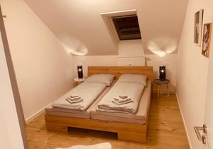 FELIX LIVING 3, modern & cozy 2 Zimmer Wohnung, Netflix, Parkplatz