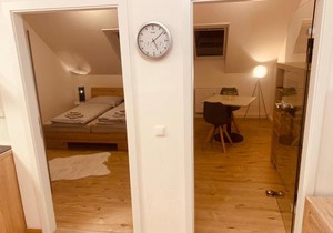 FELIX LIVING 3, modern & cozy 2 Zimmer Wohnung, Netflix, Parkplatz