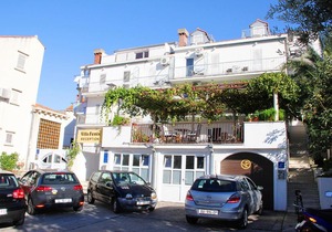 Fenix Studio Apartments