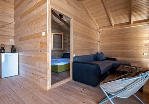 Feral Beach - One Bedroom Apartment with Sea View 3