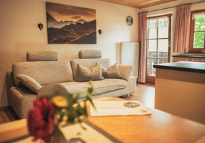 Ferienwohnung Vogelnest, 2-4 Personen, 42 qm, Dusche/WC, TV, W-LAN, Ostbalkon, 2 separate Schlafzimmer, Nichtraucher