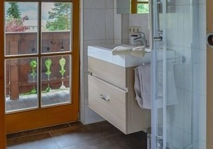 Ferienwohnung Vogelnest, 2-4 Personen, 42 qm, Dusche/WC, TV, W-LAN, Ostbalkon, 2 separate Schlafzimmer, Nichtraucher