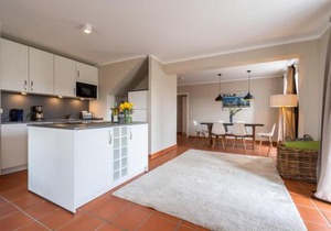 Feriendorf Rugana - Komfortplus Appartement mit 3 Schlafzimmern und Terrasse A65
