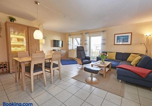 Ferienhaus Lobbe - Apt 04
