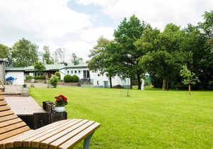 Ferienhof - Weites - Land, large apartment with terrace, garden and children's playground