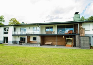 Ferienhof - Weites - Land, large apartment with terrace, garden and children's playground
