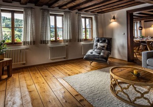 Ferienwohnung 2, 100 qm mit 1 Separaten Schlafzimmer und Terrasse