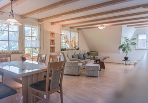 Ferienwohnung DG, 85qm, 2 Schlafzimmer, max. 5 Personen