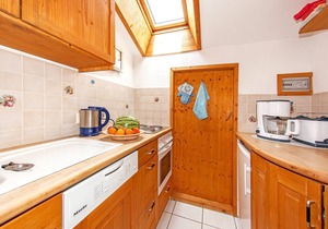 Ferienwohnung Loferau 1 - 80 m² für 2-5 Pers. großer Wohnraum, 2 Schlafzimer, Sep. Küche, Balkon