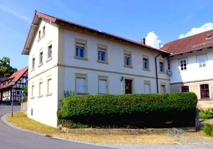 Ferienwohnung mit historischer Austattung und Boxspringbett