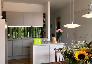 Ferienwohnung Urlaubsglück- lichtdurchflutete Wohnung mit Balkon und Seesicht