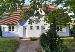 Ferienwohnungen Blaues Haus, Putbus