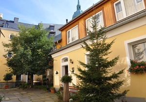 Ferienwohnungen im Vierseitenhof Linke