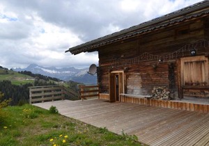 Ferme rénovée à Notre-Dame-de-Bellecombe, 8 pers, grande terrasse, animaux acceptés, parking - FR-1-505-46