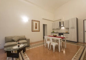 Few Steps from the Duomo - Luxury Apartment 2