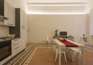 Few Steps from the Duomo - Luxury Apartment 2