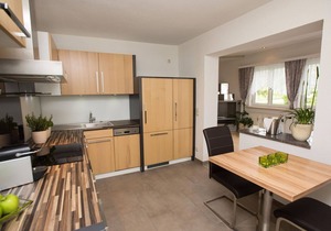 FEWO 1 de luxe with balcony * - Pension KNOLL am Attersee