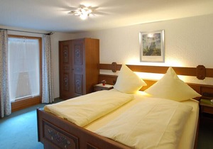 Fewo Nr. 1 und 2 Friedrichsruh für 1-2 Pers., ca. 40 m², 1 Schlafzimmer, Wohnzimmer, Küche, Balkon