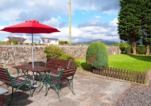 Ffermdy Caernarfon - Four Bedroom House, Sleeps 6
