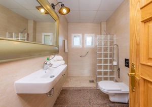 Finca Sa Montanyeta with Mountain View, Pool & Wi-Fi