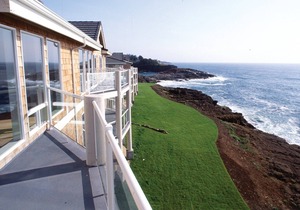 Fine dining with vast views of the ocean!