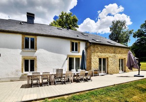Fine group house with sauna, garden and private bathrooms